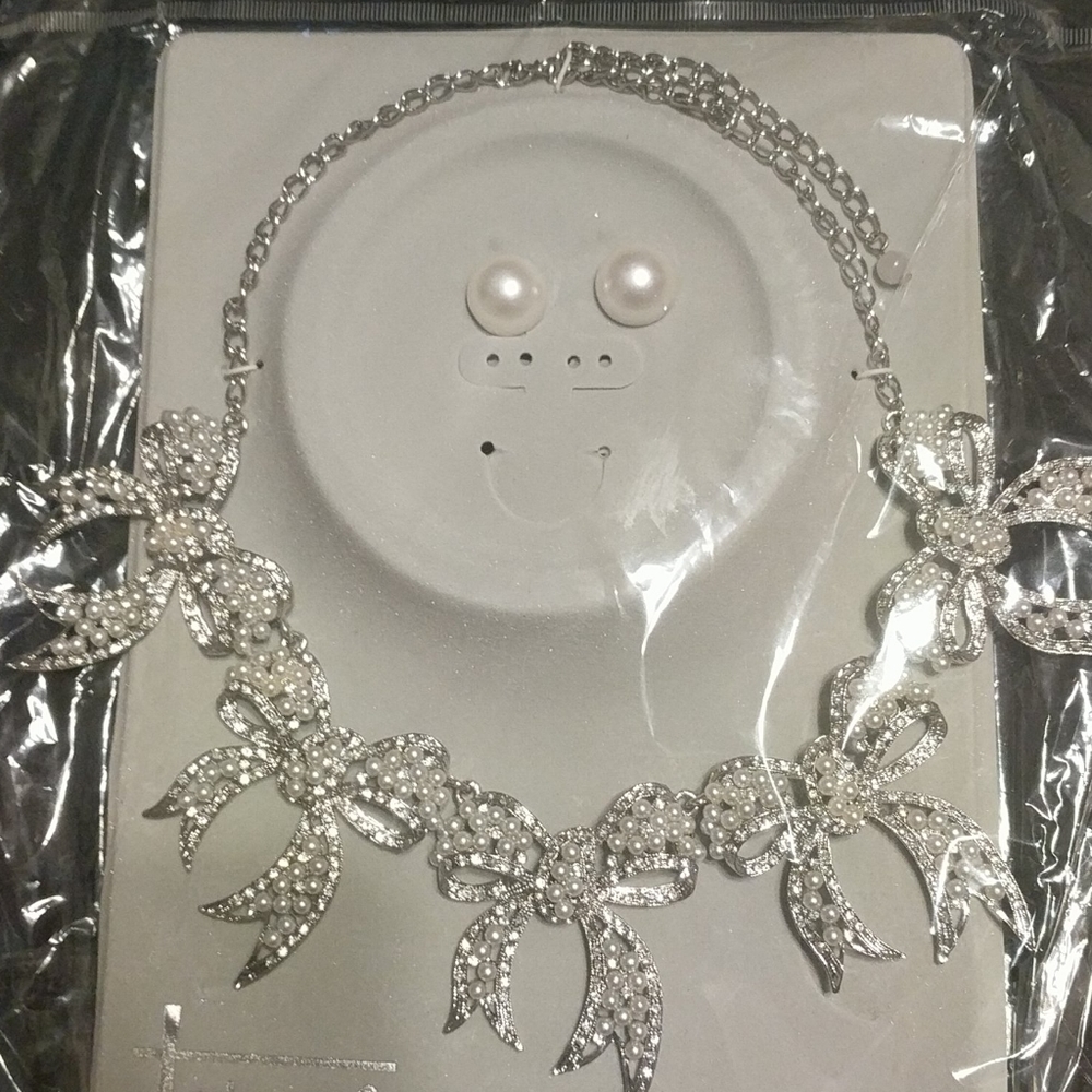 Toi Collection Evening Collection Set